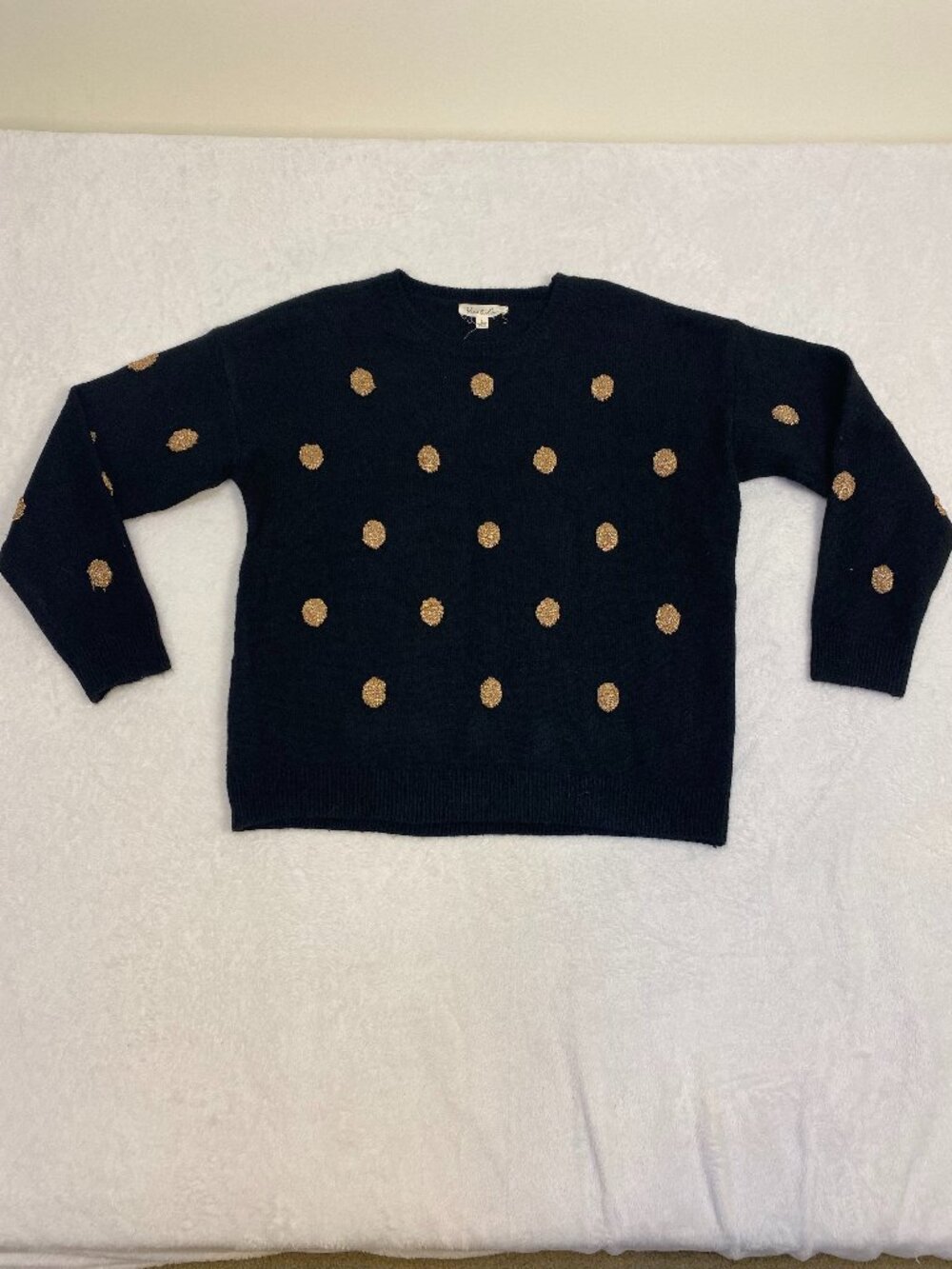 Vine and Love Polka Dot Black Sweater Size Large Cozy Classic Winter Holiday